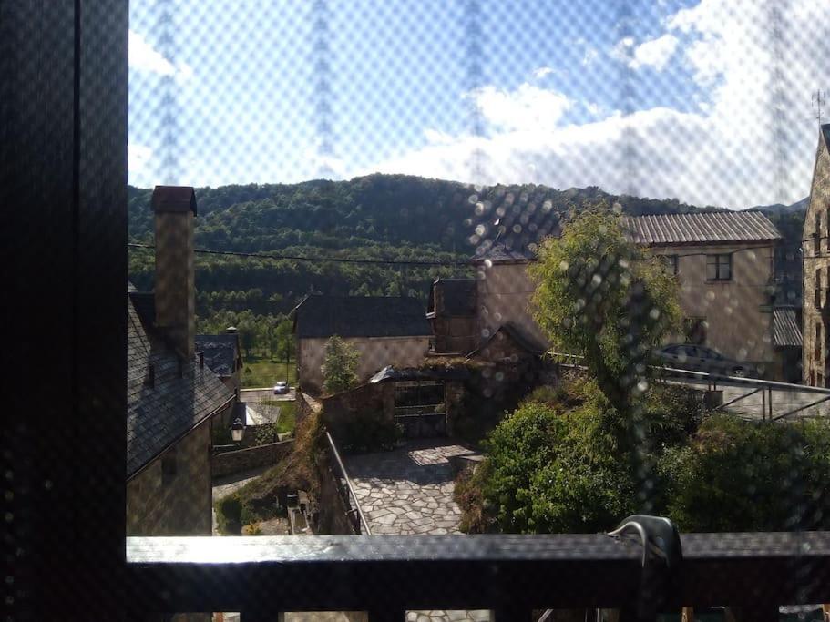 Atico En Pleno Pirineo Leilighet El Pueyo de Jaca Eksteriør bilde